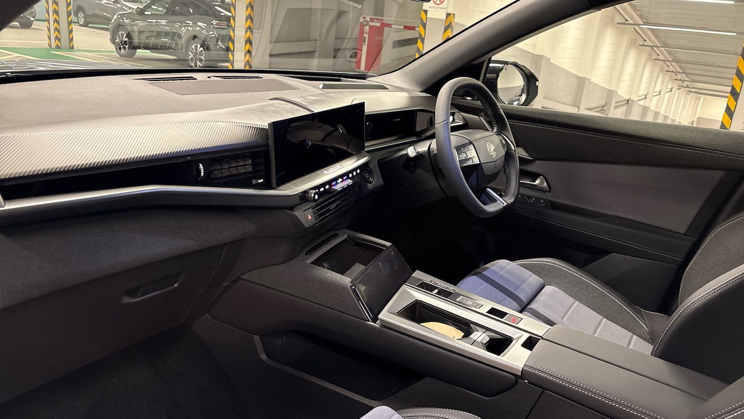 Used Vauxhall Grandland 2025 for sale - 76937138: Photo 12