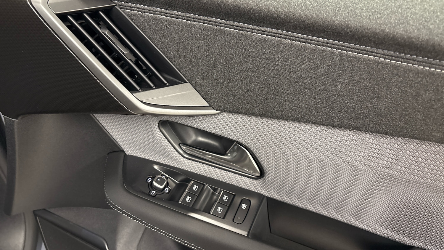 Used Vauxhall Grandland 2025 for sale - 76937138: Photo 22