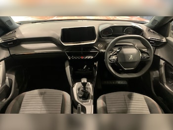 Used Peugeot 2008 2023 for sale - 75372616: Photo