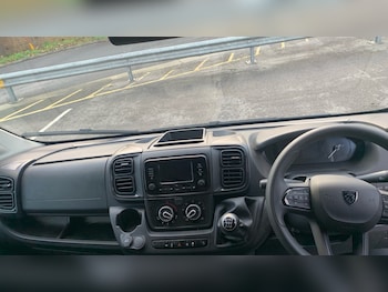 Used Peugeot Boxer 2024 for sale - 76914364: Photo