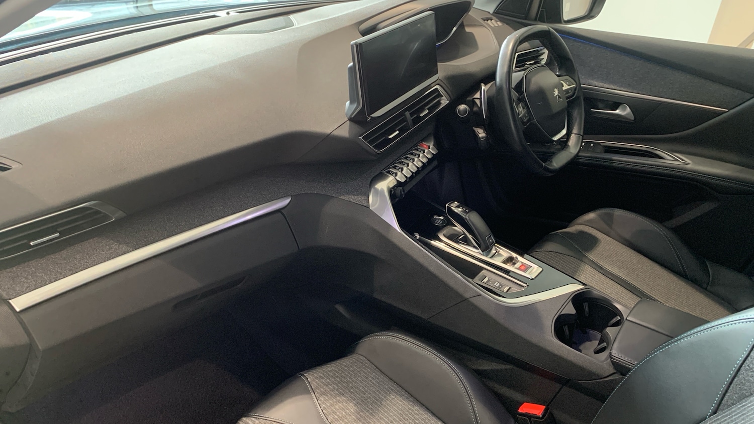 Used Peugeot 3008 2022 for sale - 76350377: Photo 12