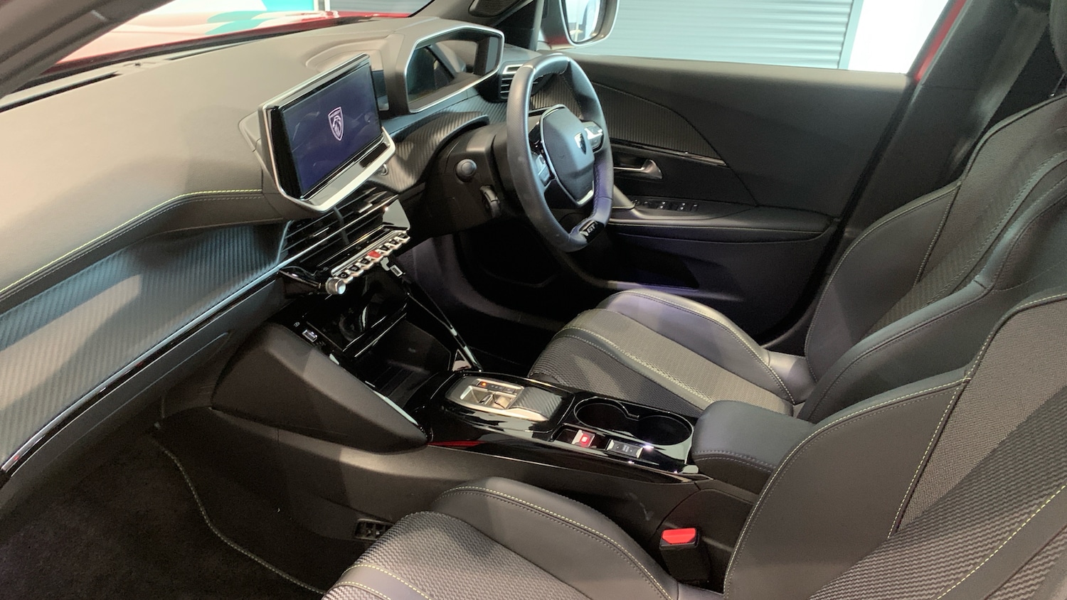 Used Peugeot 2008 2024 for sale - 76372207: Photo 12