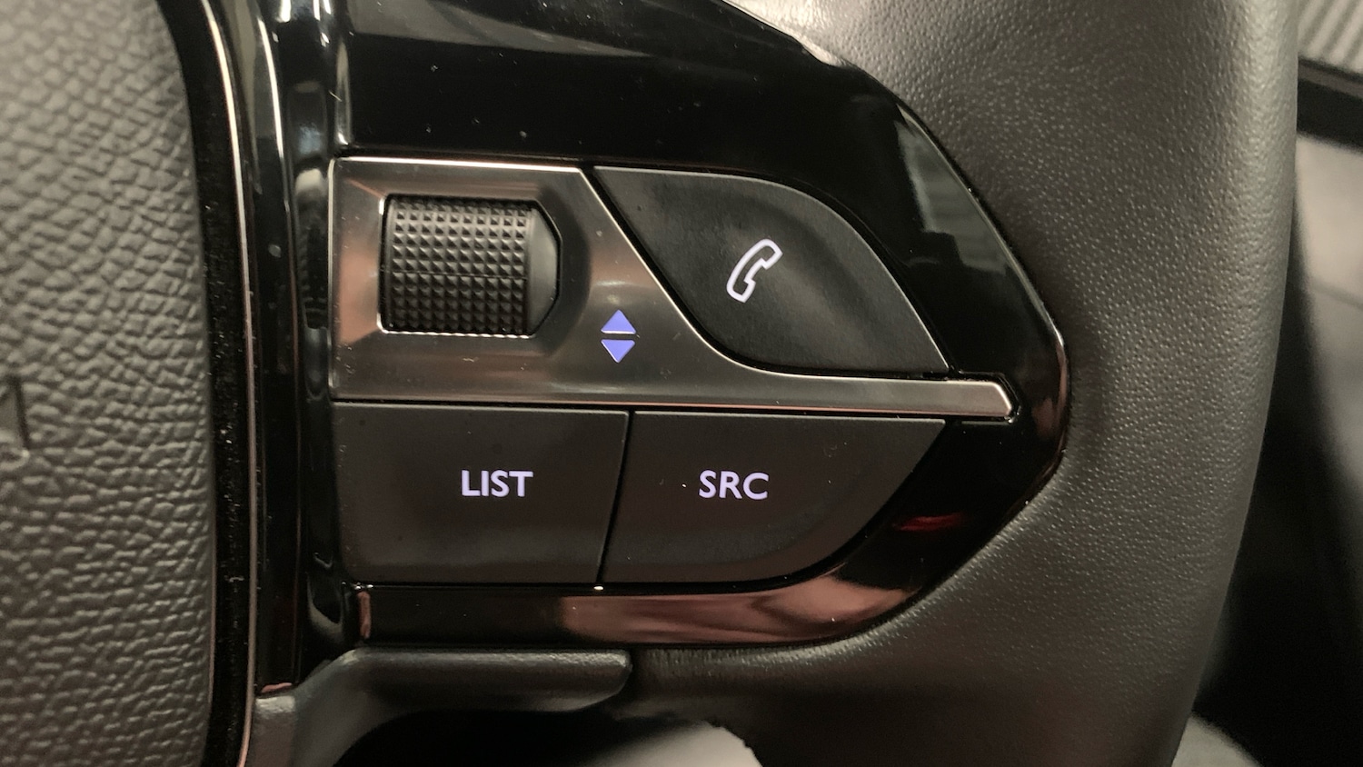 Used Peugeot 2008 2025 for sale - 76419705: Photo 24