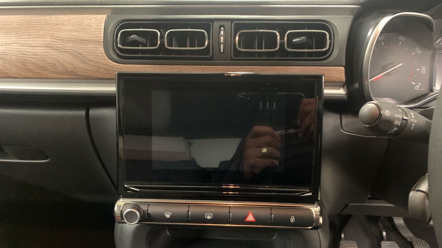 Used Citroen C3 2023 for sale - 76937158: Photo 10