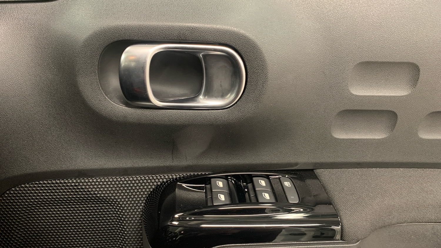 Used Citroen C3 2023 for sale - 76937158: Photo 22