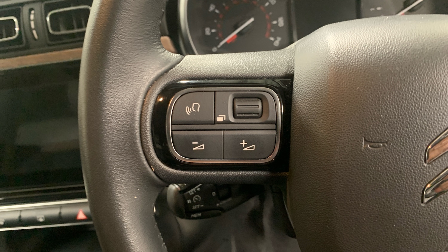 Used Citroen C3 2023 for sale - 76937158: Photo 23