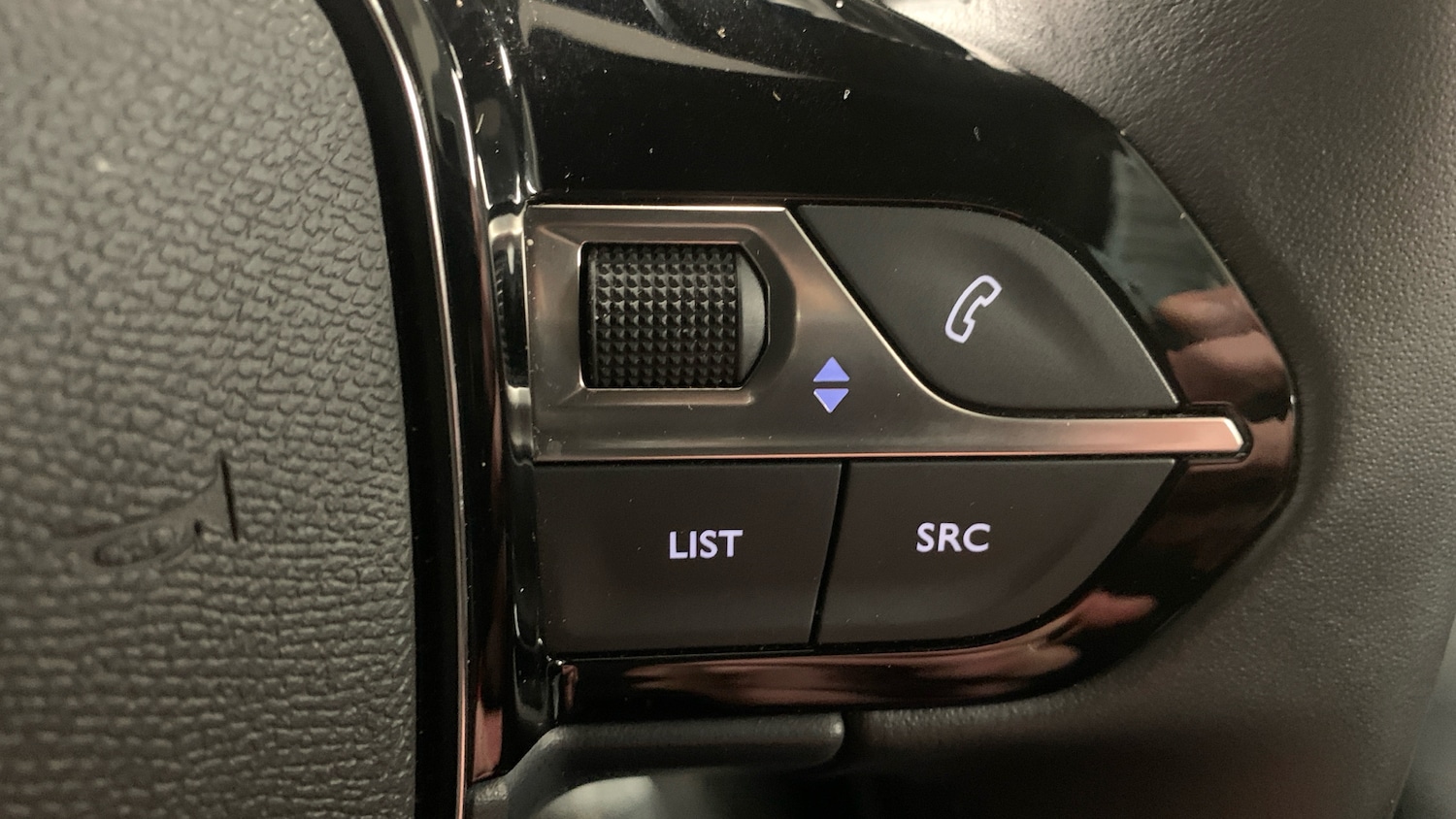 Used Peugeot 2008 2025 for sale - 76856180: Photo 24