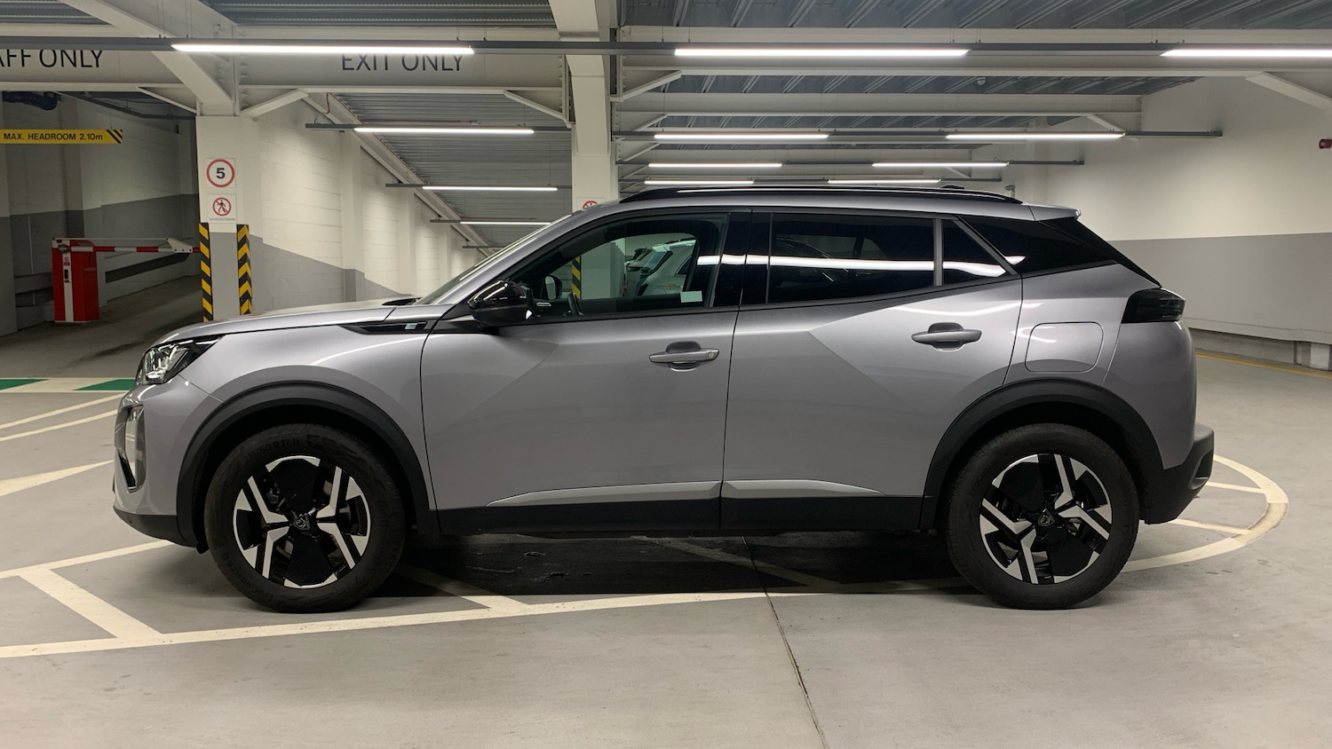 Used Peugeot 2008 2025 for sale - 76856180: Photo 6