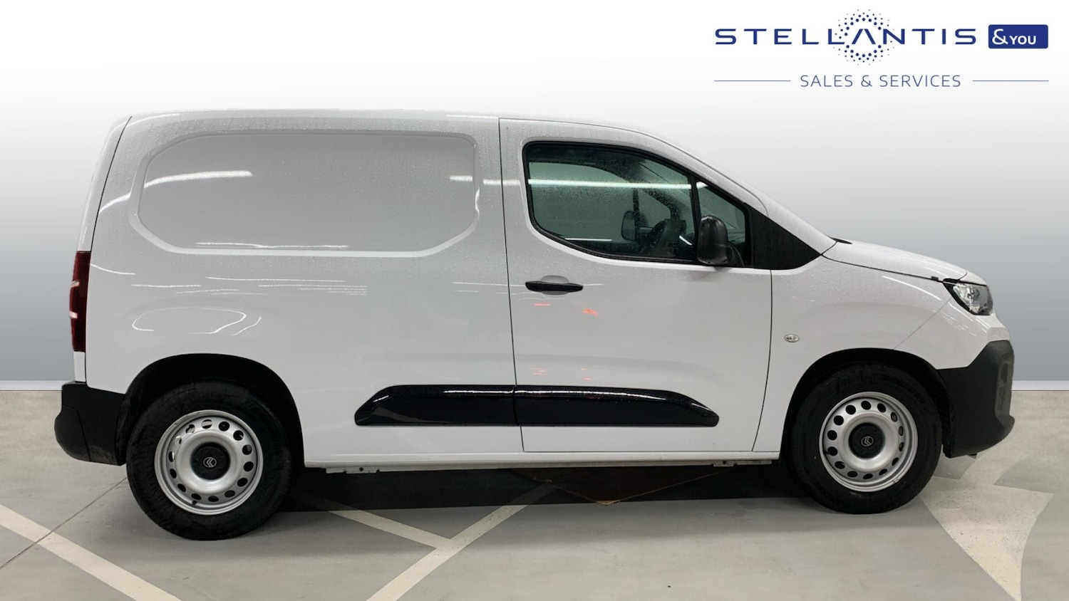 Used Citroen Berlingo 2024 for sale - 76574414: Photo 2