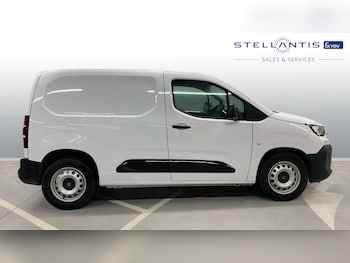 Used Citroen Berlingo 2024 for sale - 76574414: Photo