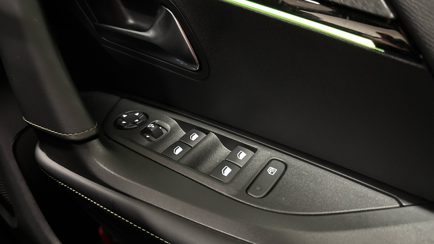 Used Peugeot 2008 2025 for sale - 77388295: Photo 22