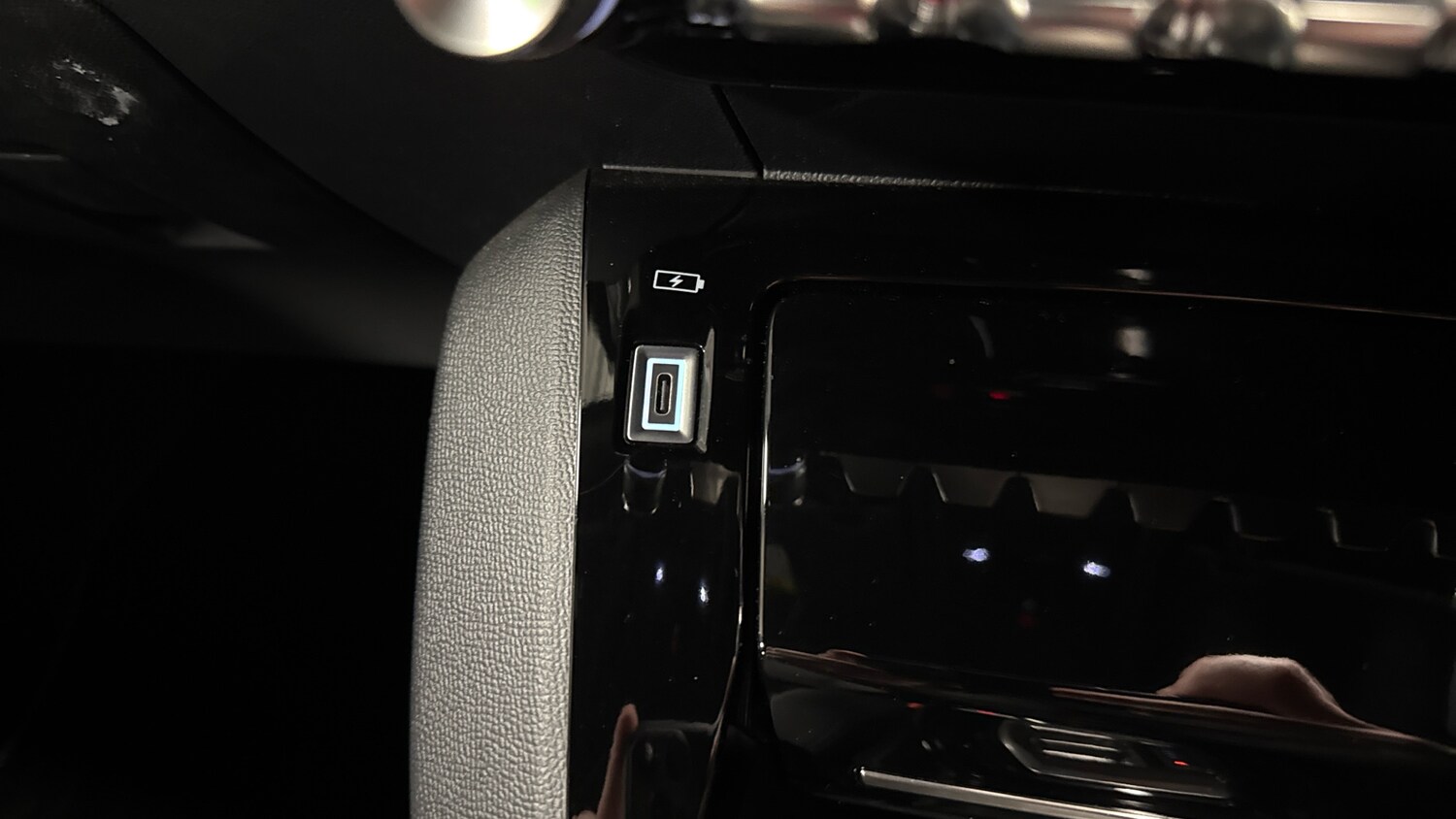 Used Peugeot 2008 2025 for sale - 77388295: Photo 32