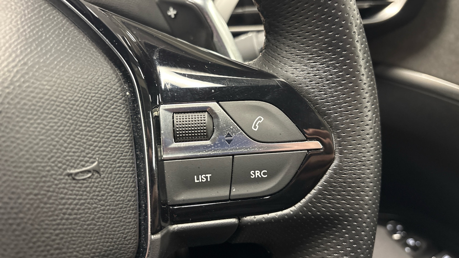 Used Peugeot 3008 2022 for sale - 76772619: Photo 24