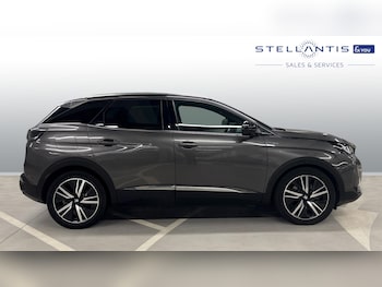 Used Peugeot 3008 2022 for sale - 76772619: Photo