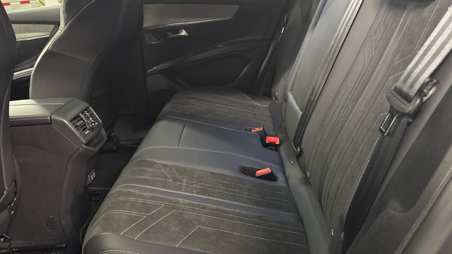 Used Peugeot 3008 2022 for sale - 76772619: Photo 33