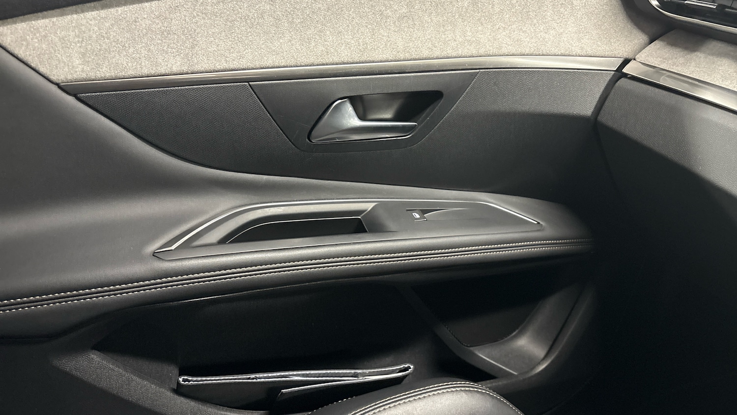 Used Peugeot 3008 2022 for sale - 76772619: Photo 41