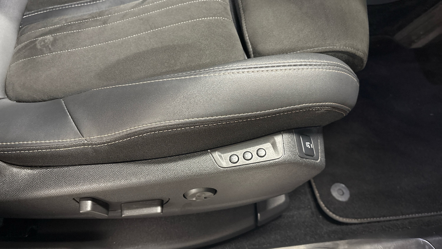 Used Peugeot 3008 2022 for sale - 76772619: Photo 56