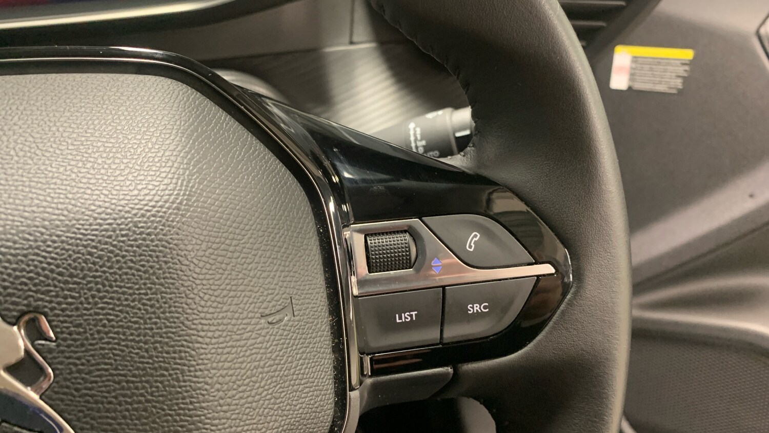 Used Peugeot 2008 2022 for sale - 76139375: Photo 24