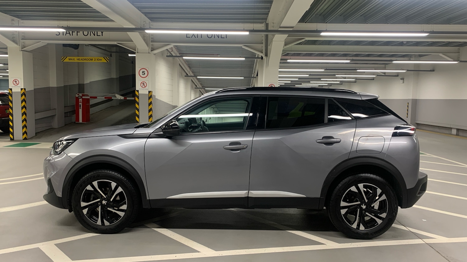 Used Peugeot 2008 2022 for sale - 76139375: Photo 6