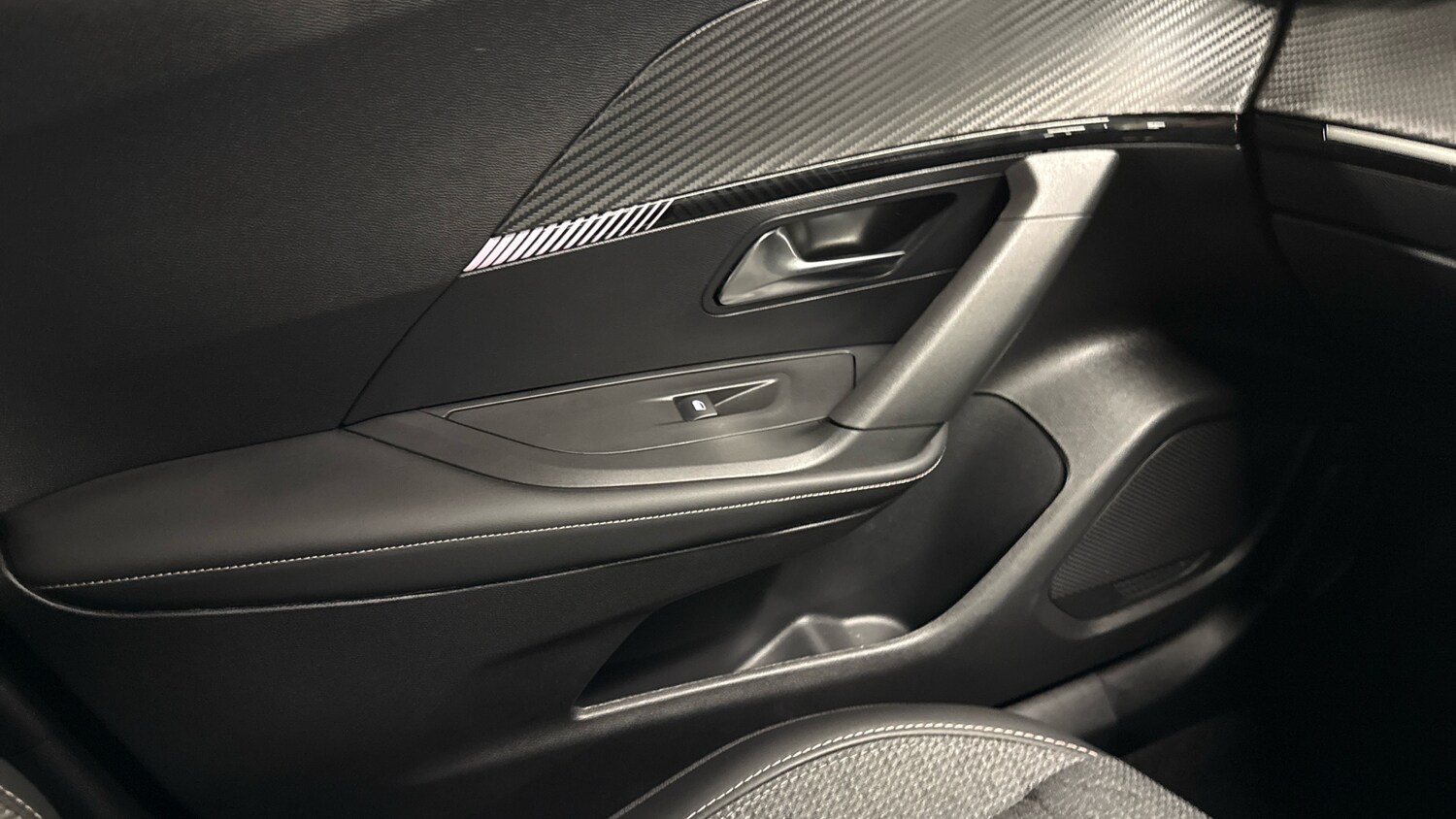 Used Peugeot 2008 2025 for sale - 78048808: Photo 41