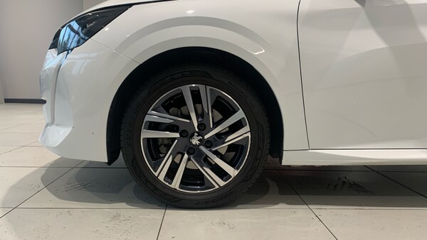 Used Peugeot 208 2023 for sale - 76095567: Photo 14