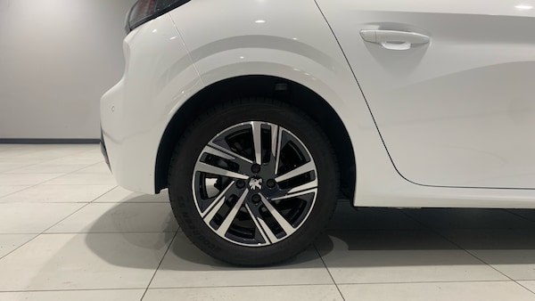 Used Peugeot 208 2023 for sale - 76095567: Photo 16