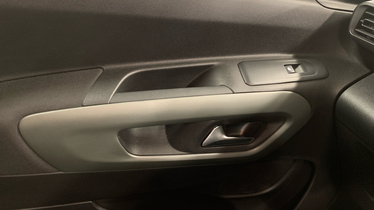 Used Citroen Berlingo 2023 for sale - 76419749: Photo 40