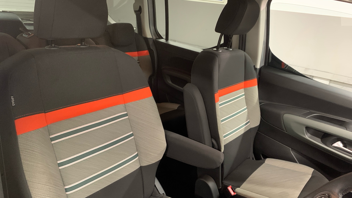 Used Citroen Berlingo 2023 for sale - 76419749: Photo 41