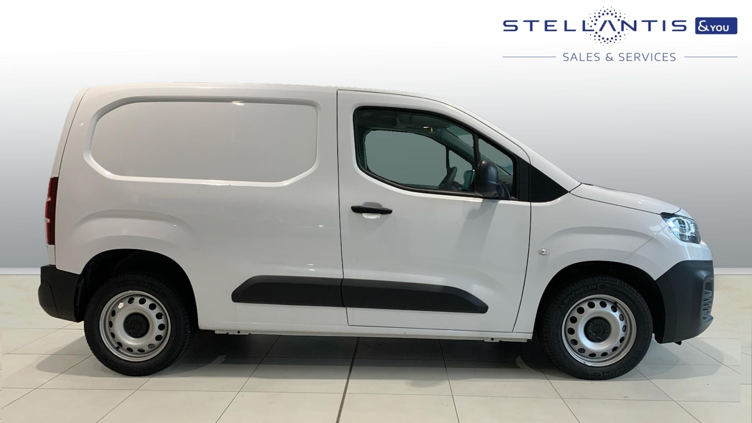 Used Citroen Berlingo 2023 for sale - 76315621: Photo 2
