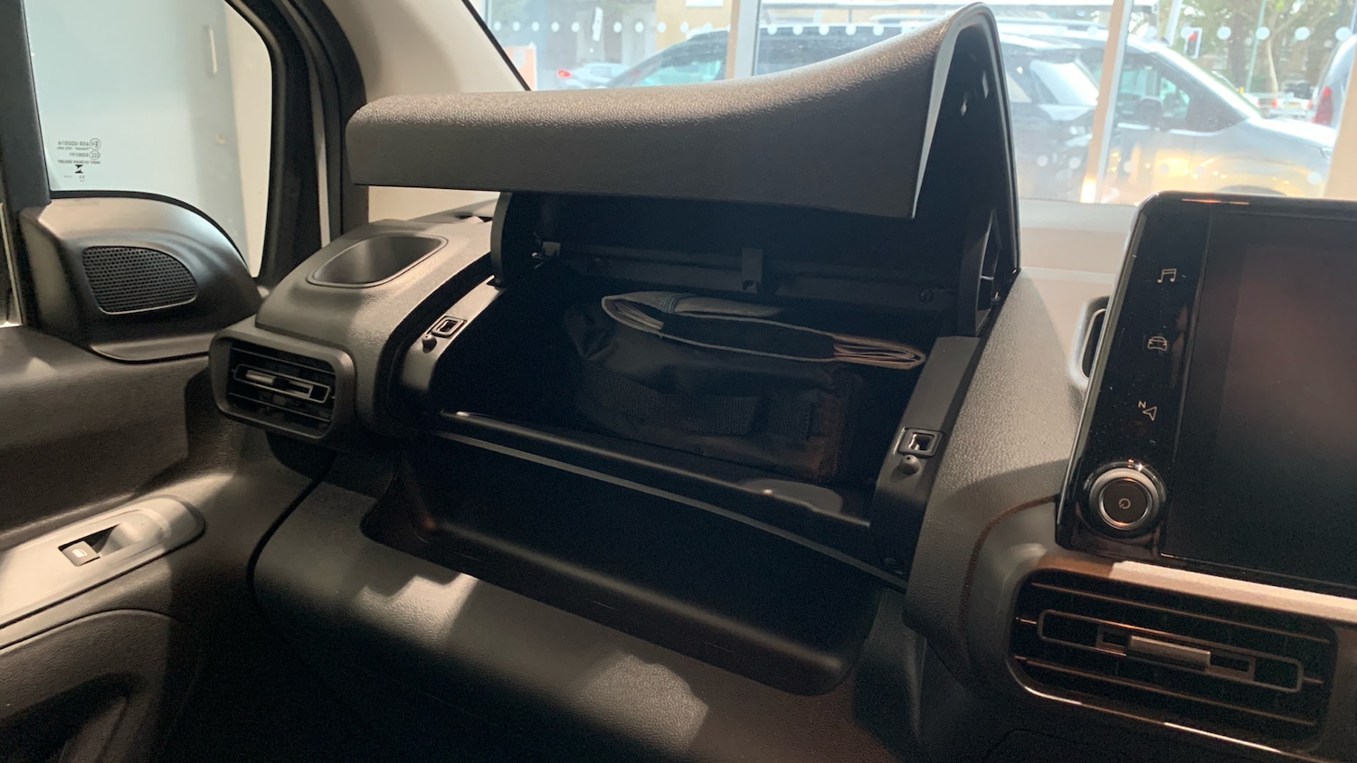 Used Citroen Berlingo 2023 for sale - 76315621: Photo 35