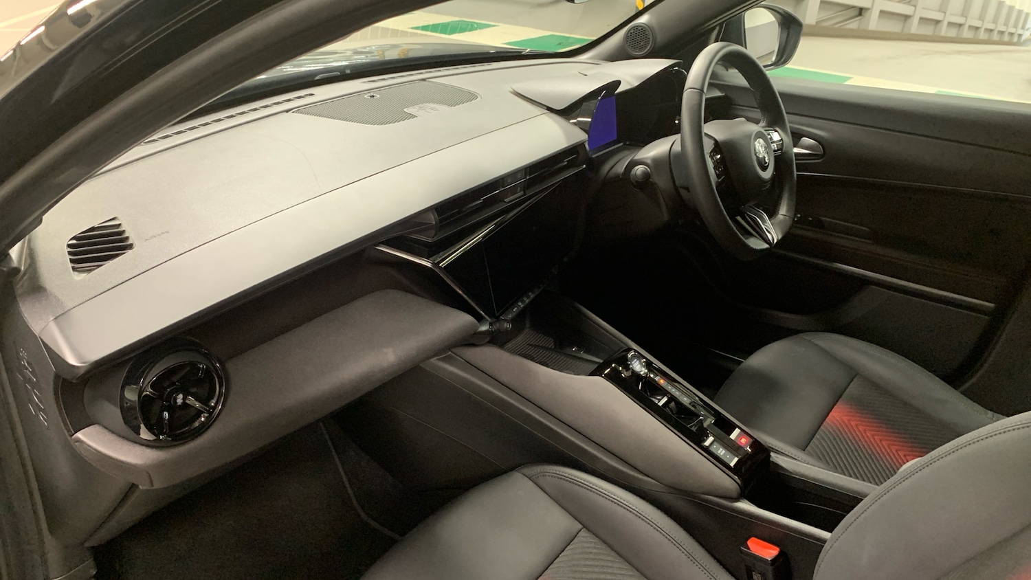 Used Alfa Romeo Junior 2025 for sale - 76260900: Photo 12