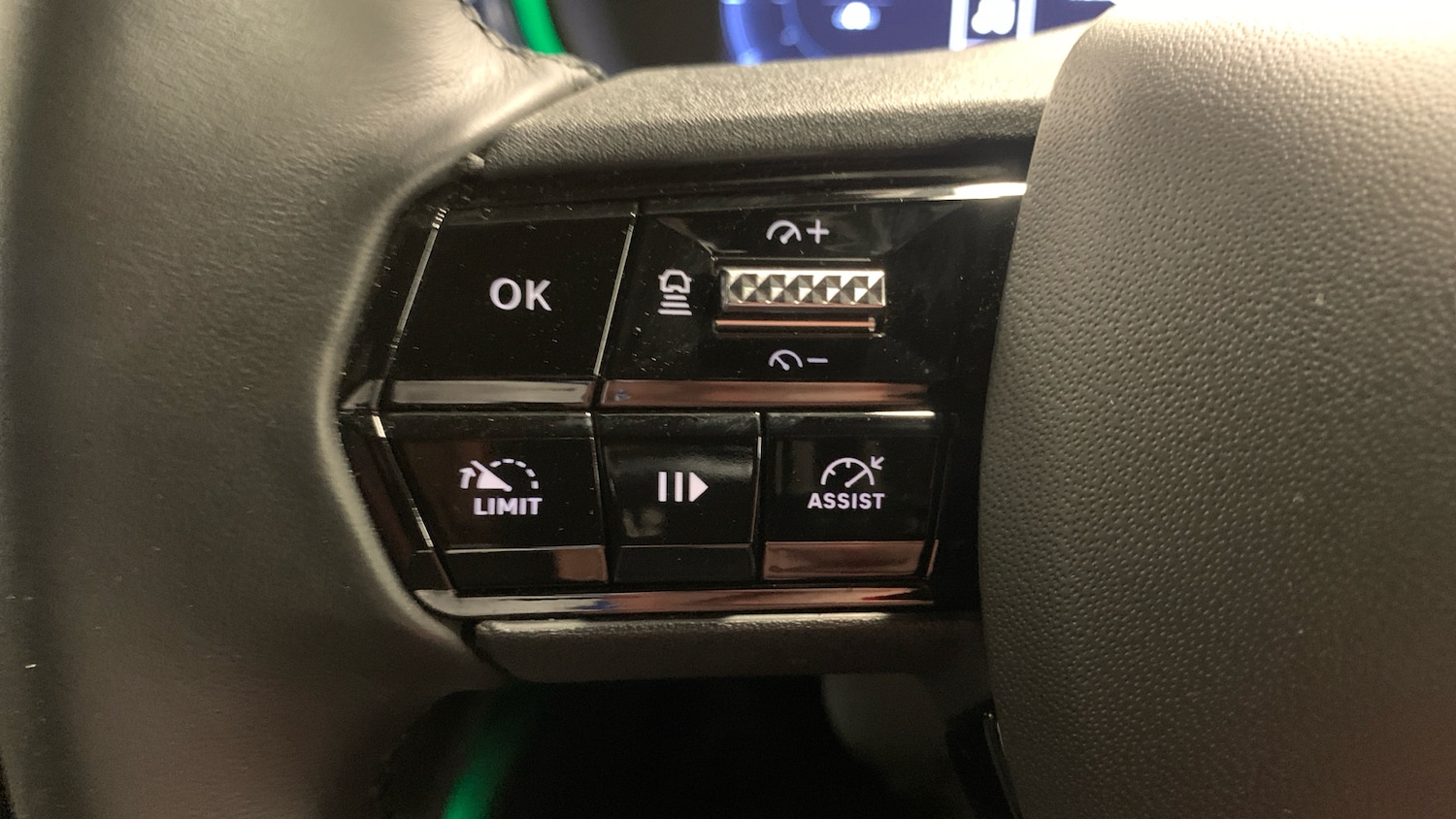 Used Alfa Romeo Junior 2025 for sale - 76260900: Photo 23