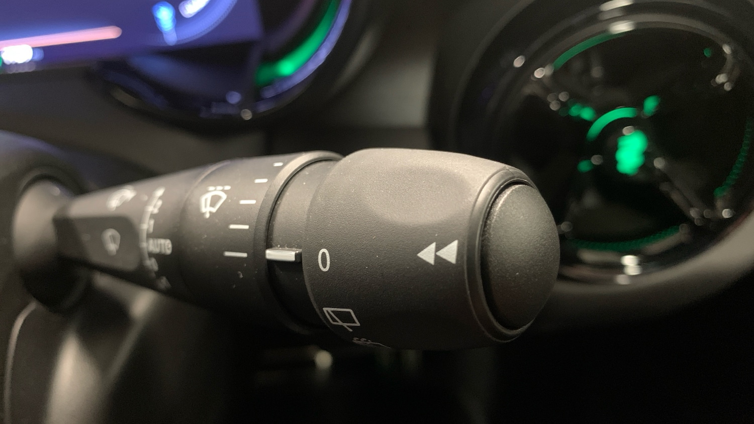 Used Alfa Romeo Junior 2025 for sale - 76260900: Photo 28