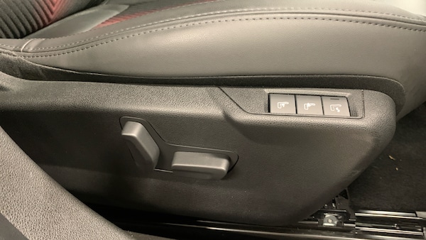 Used Alfa Romeo Junior 2025 for sale - 76260900: Photo 42
