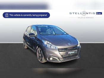 Used Peugeot 208 2019 for sale - 77110090: Photo