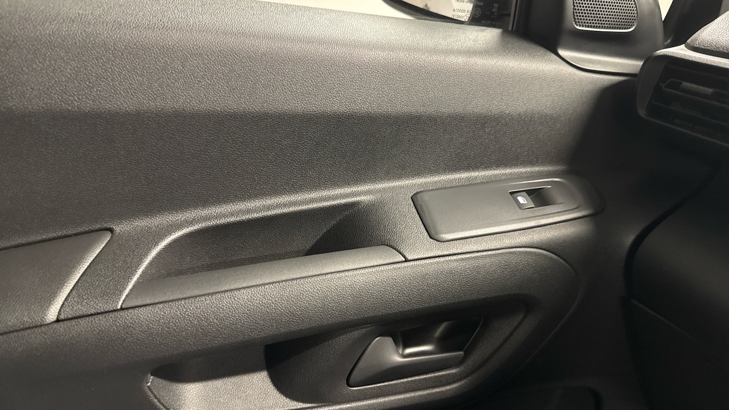 Used Citroen Berlingo 2023 for sale - 77292662: Photo 40