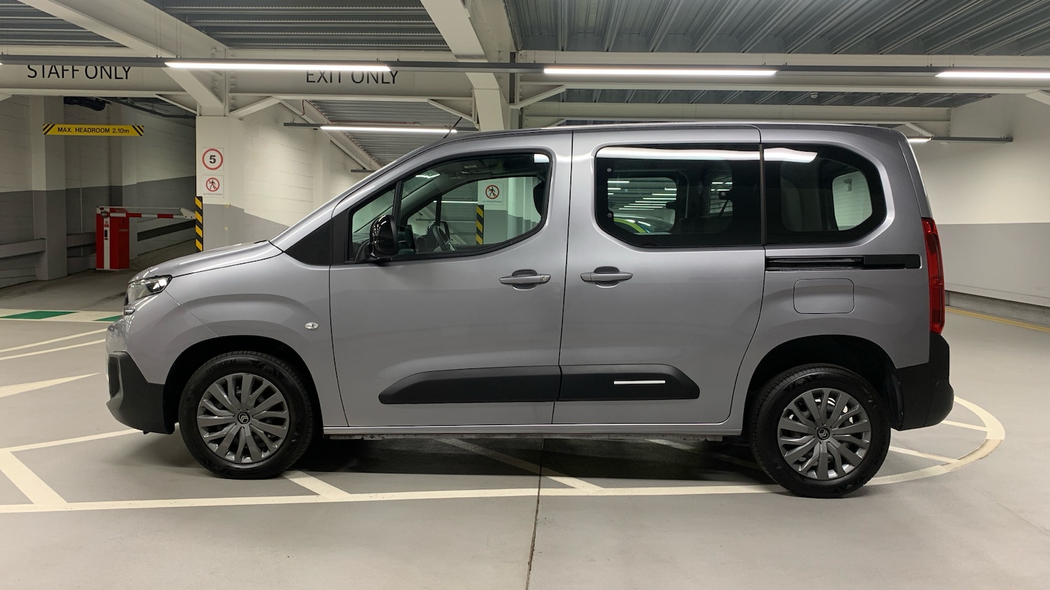 Vehicle 6