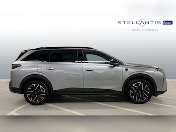 Used Peugeot 5008 2025 for sale - 76202089: Photo