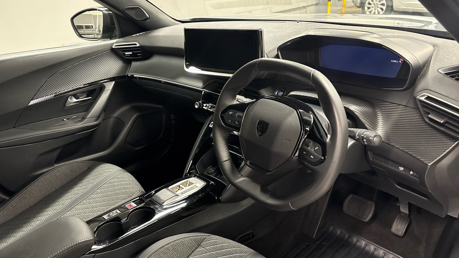 Used Peugeot 2008 2025 for sale - 76856186: Photo 11