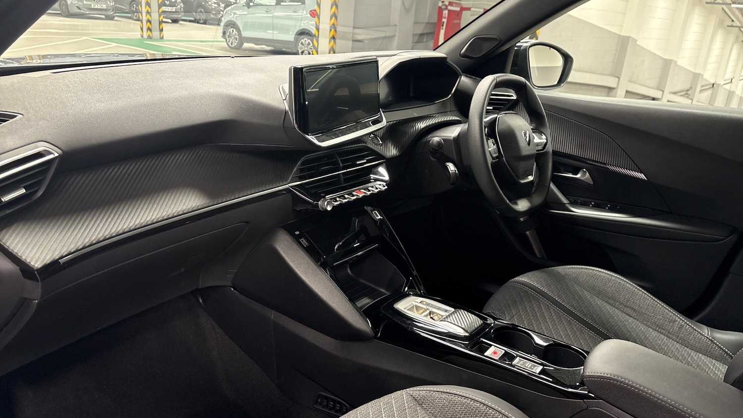 Used Peugeot 2008 2025 for sale - 76856186: Photo 12