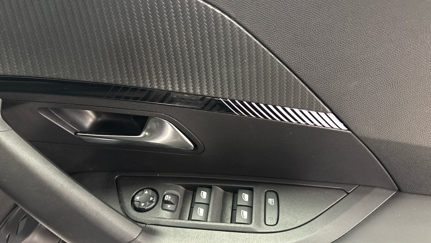 Used Peugeot 2008 2025 for sale - 76856186: Photo 22