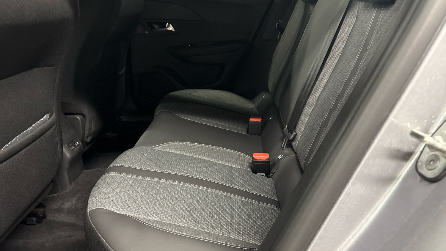 Used Peugeot 2008 2025 for sale - 76856186: Photo 32