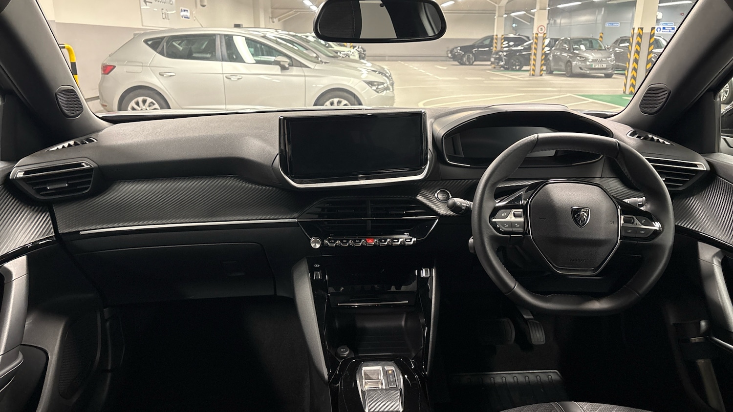 Used Peugeot 2008 2025 for sale - 76856186: Photo 4