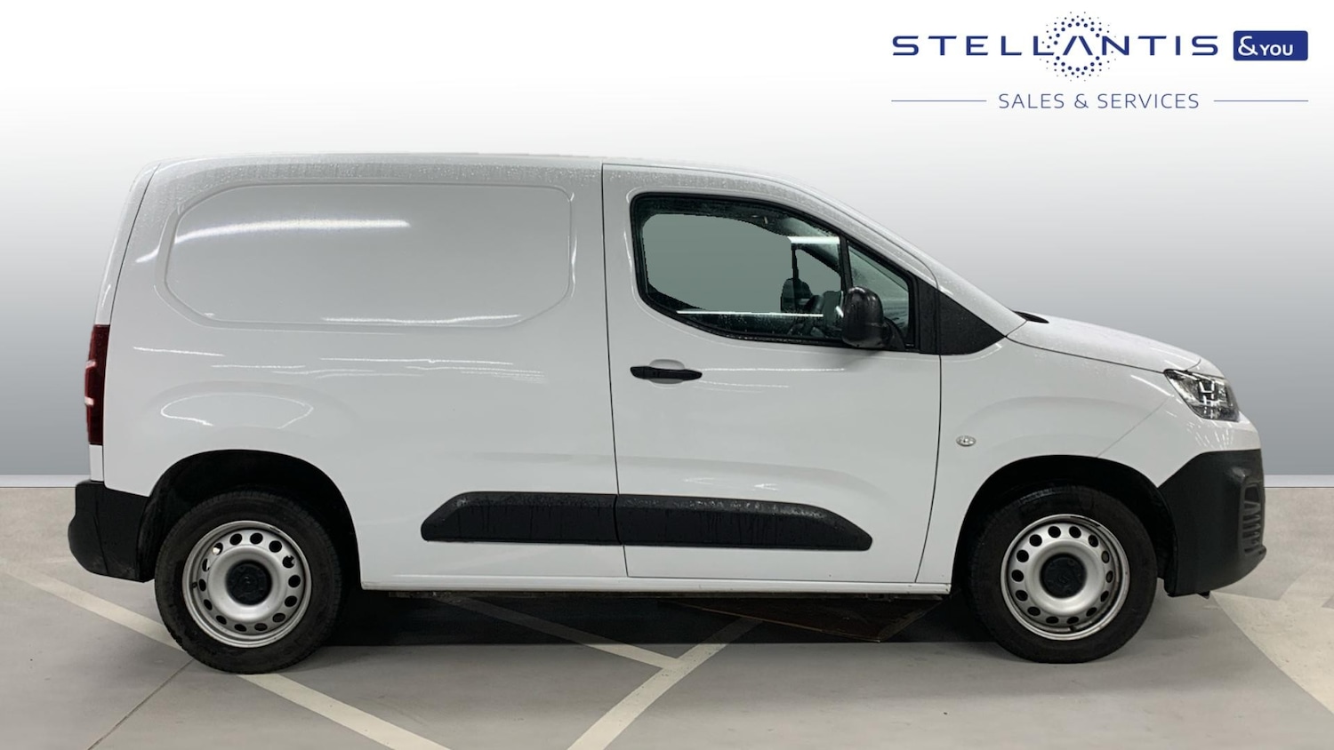 Used Citroen Berlingo 2023 for sale - 76574298: Photo 2