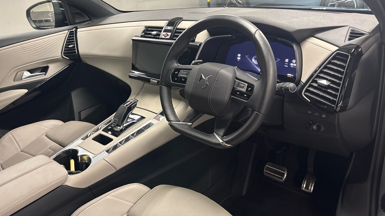 Used DS Automobiles DS 7 2025 for sale - 77672509: Photo 11