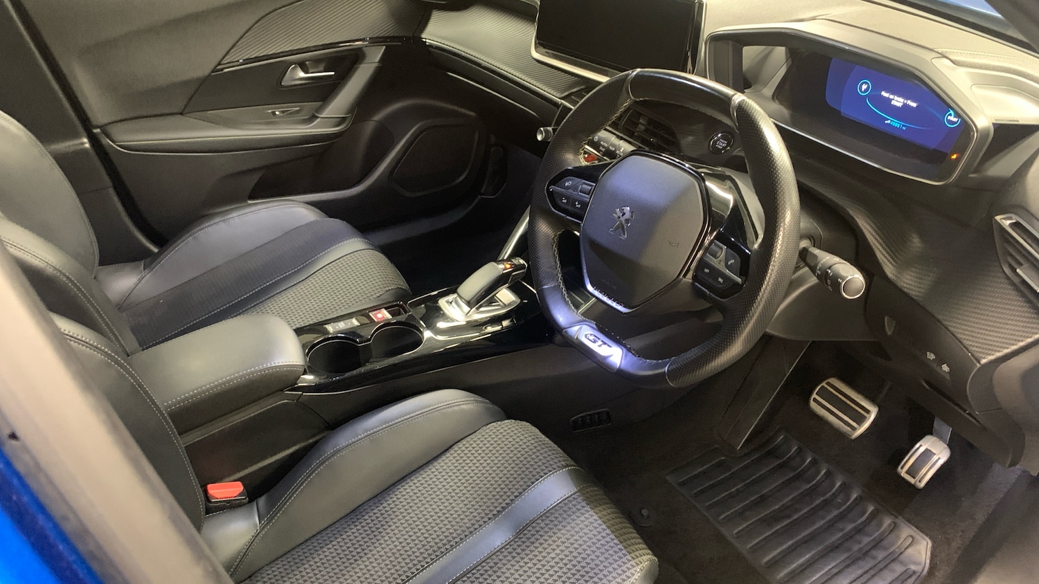 Used Peugeot 2008 2021 for sale - 77075236: Photo 12