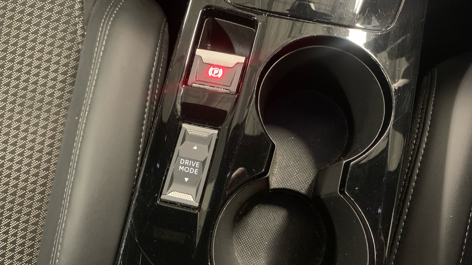 Used Peugeot 2008 2021 for sale - 77075236: Photo 22