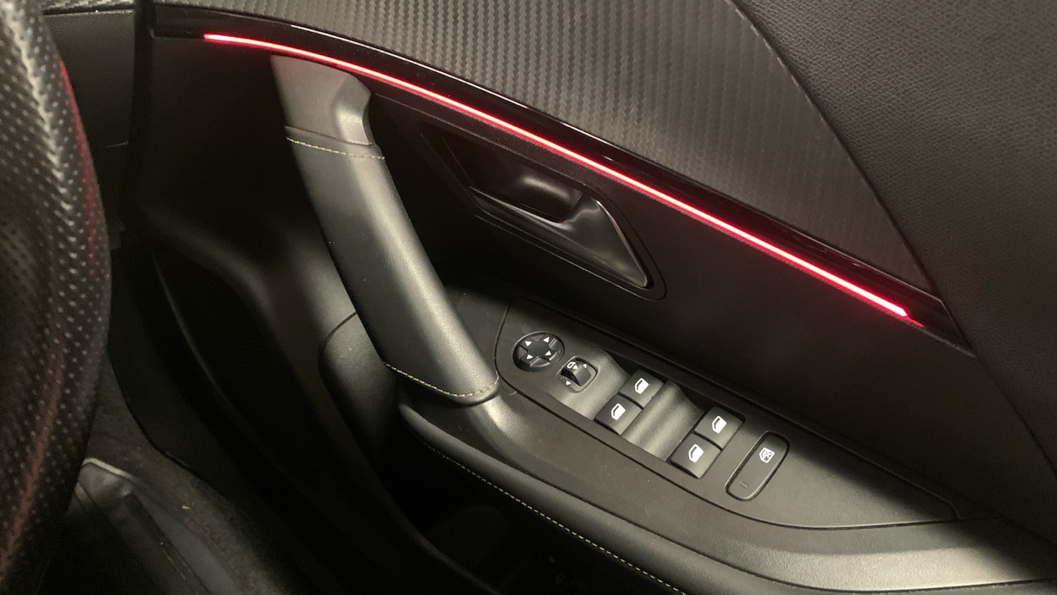 Used Peugeot 2008 2021 for sale - 77075236: Photo 23