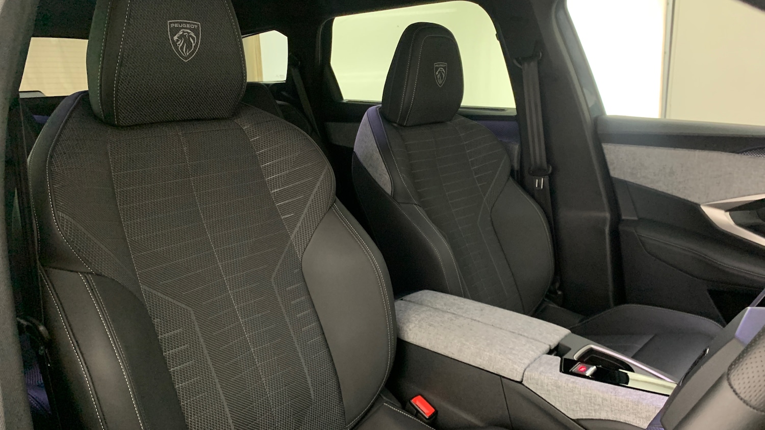 Used Peugeot 5008 2025 for sale - 76586412: Photo 45