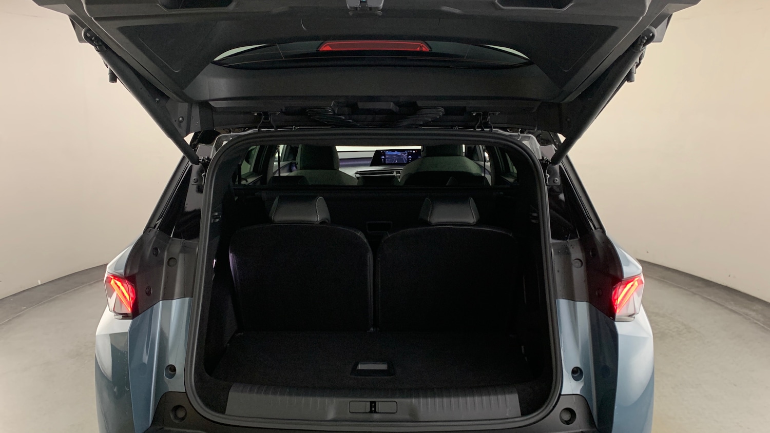 Used Peugeot 5008 2025 for sale - 76586412: Photo 5